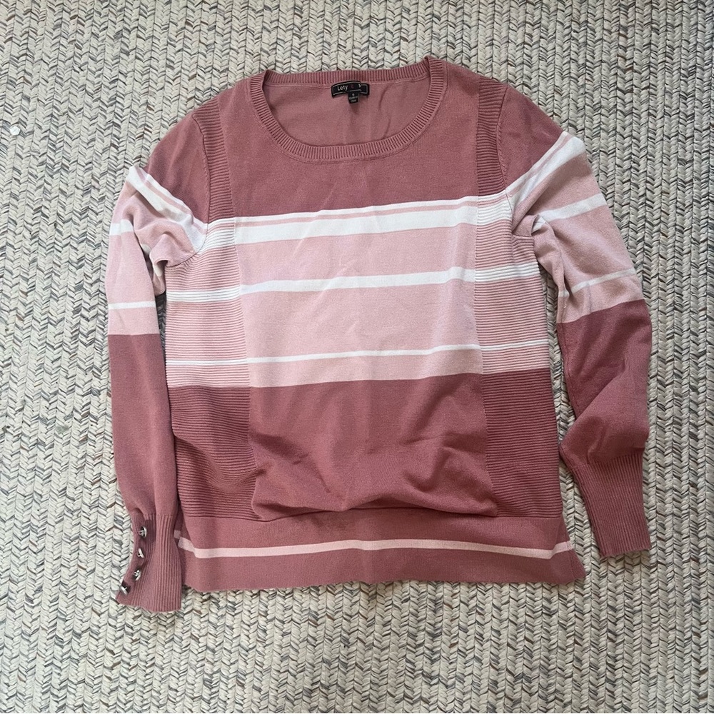 Pink sweater (like new)